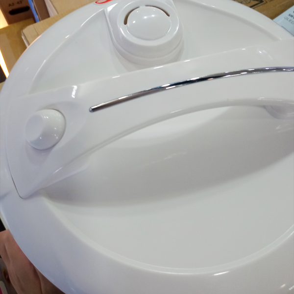 MIKACHI 1.8L Deluxe Rice Cooker MKC-DL18L | Non Stick Coating Keep Warm - Image 3