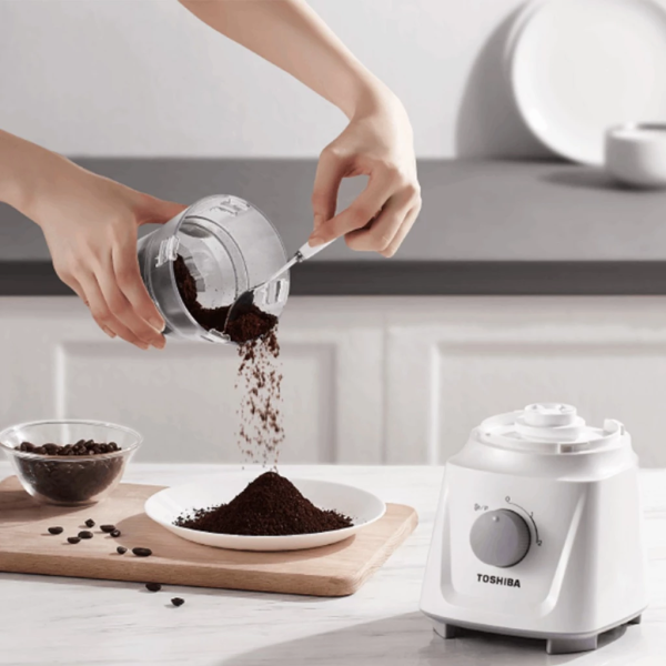 TOSHIBA 2L Multifunction Blender BL-60PH3TMY(H) | 600W Powerful Ice Crushing Fresh Juice Maker - Image 4