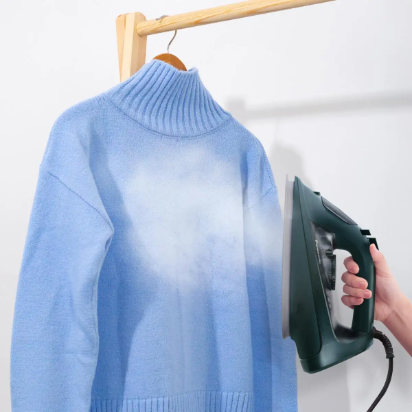 PANASONIC U-Series 2400W Steam Iron NI-U450GSK - Image 5