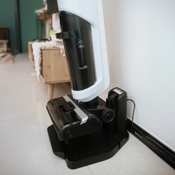 MIDEA Wet & Dry Vacuum Cleaner Cordless Hand Stick MVC-X8 | Self-Cleaning - Image 5